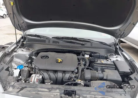 2024 Kia Forte Lxs z USA, uszkodzony, nr VIN 3KPF24AD0RE811797